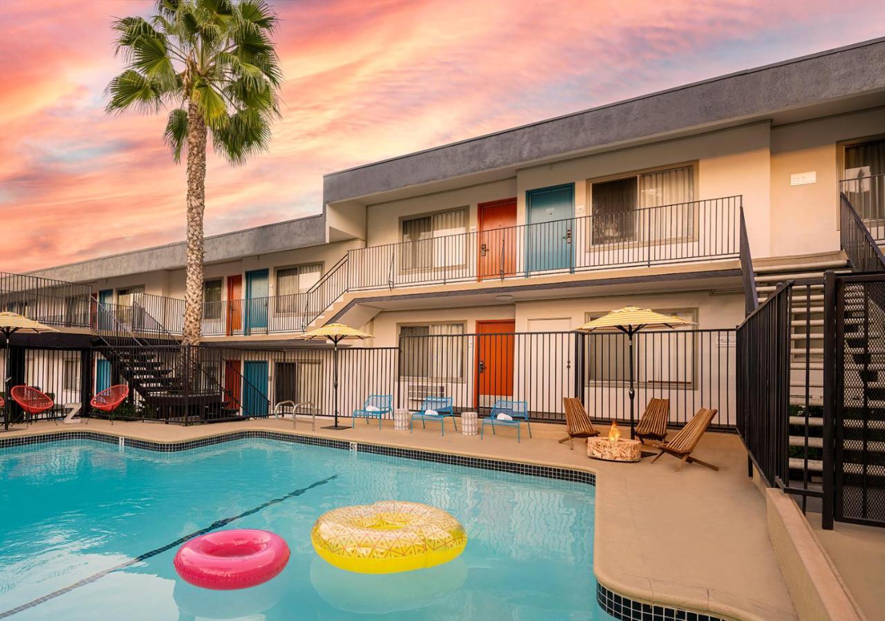 The Sojourn Los Angeles - Sherman Oaks Exterior photo
