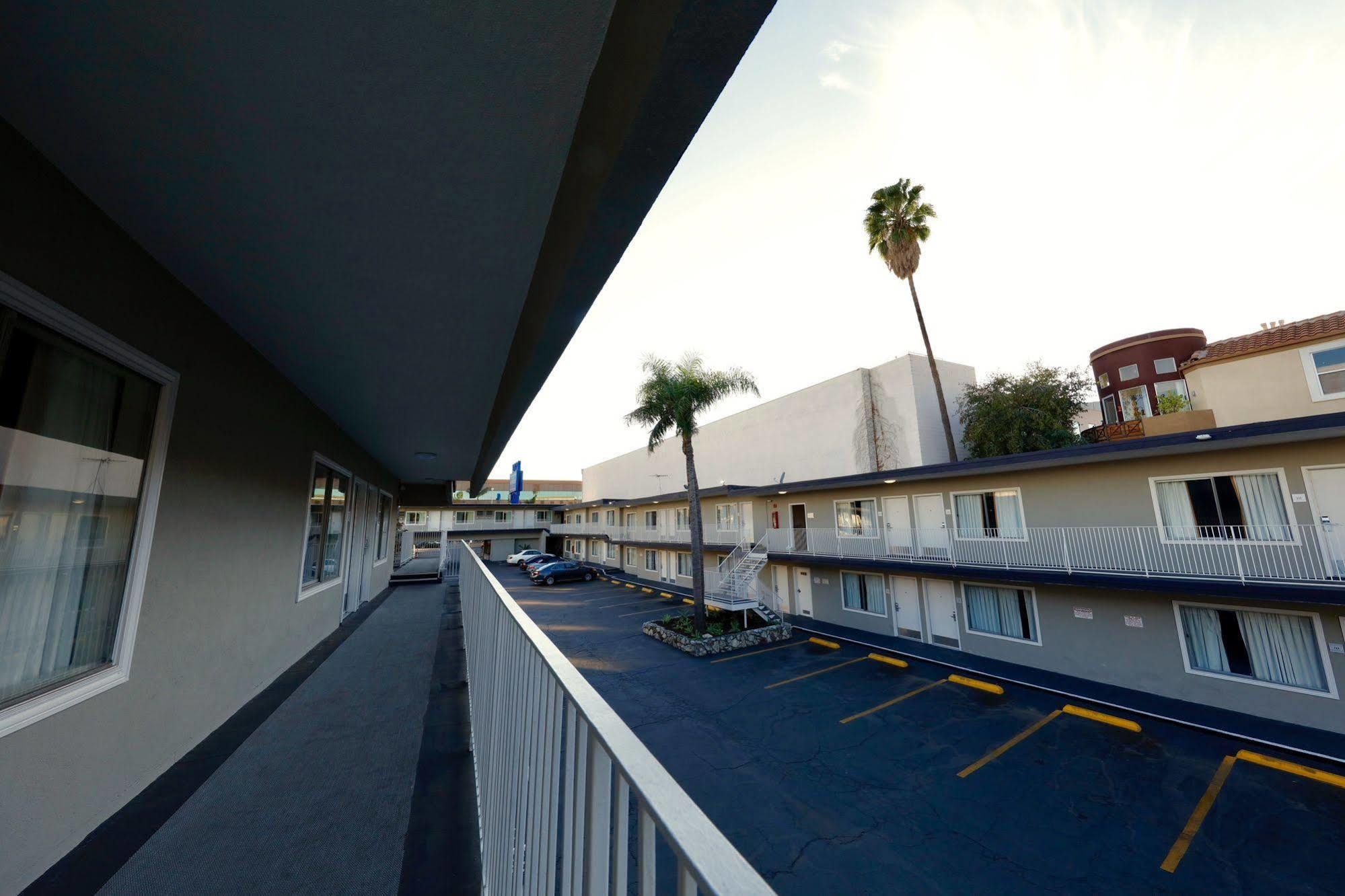 The Sojourn Los Angeles - Sherman Oaks Exterior photo